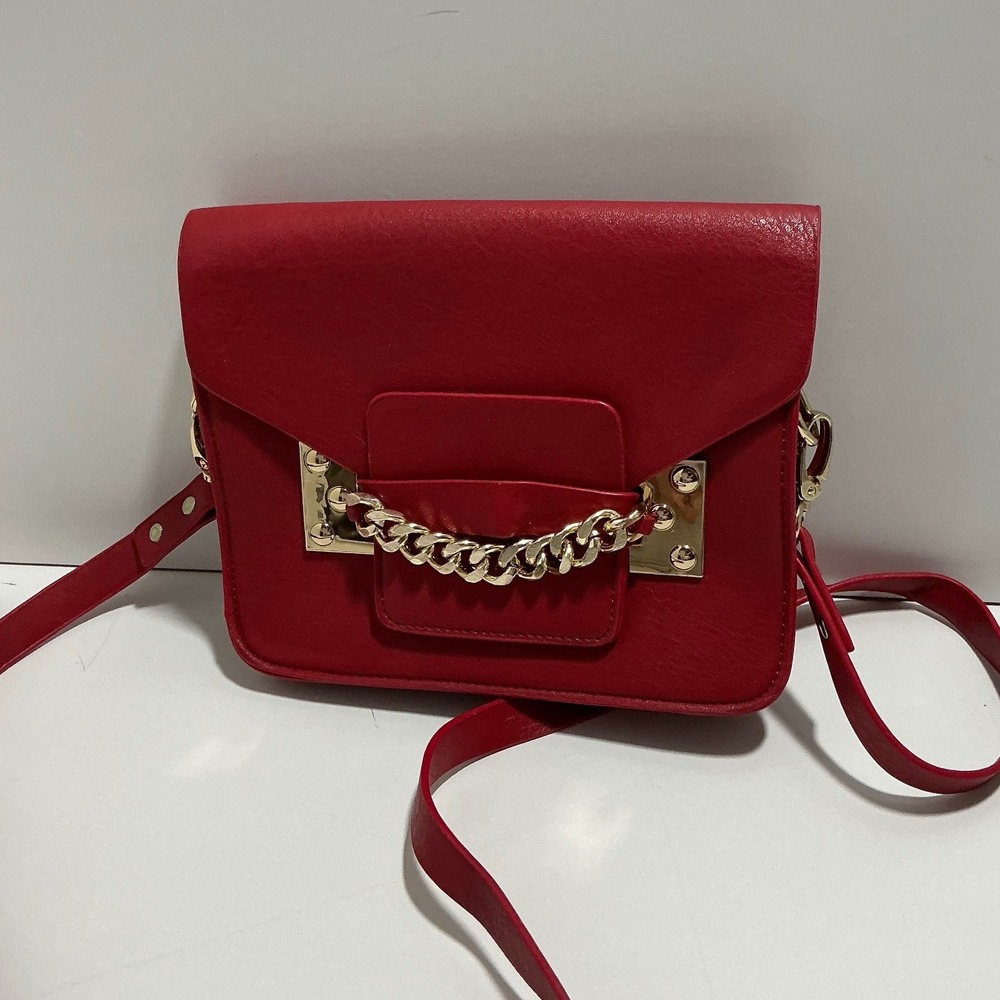 JustFab Red Faux Leather Crossbody Bag Gold Chain Detail Magnetic Flap Small
